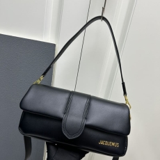 Jacquemus Satchel Bags